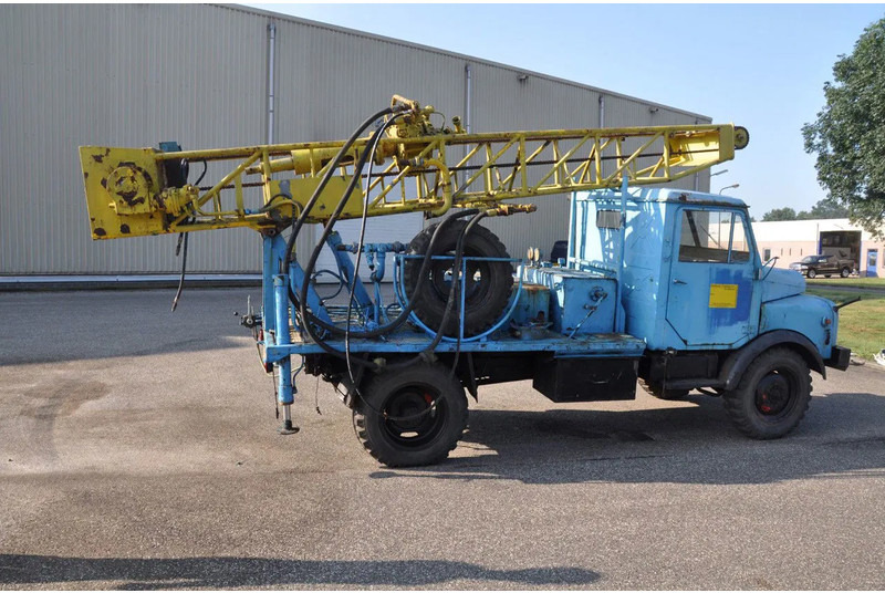 Hanomag AL 28 Z met Celler machinen fabrik DB114 - 30 - آلة حفر: صور 2 Hanomag AL 28 Z met Celler machinen fabrik DB114 - 30 - آلة حفر: صور 2