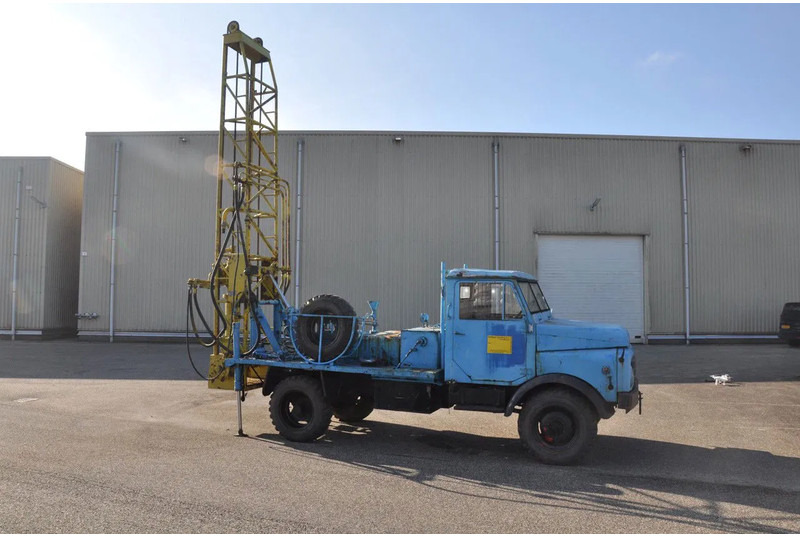 Hanomag AL 28 Z met Celler machinen fabrik DB114 - 30 - آلة حفر: صور 3 Hanomag AL 28 Z met Celler machinen fabrik DB114 - 30 - آلة حفر: صور 3