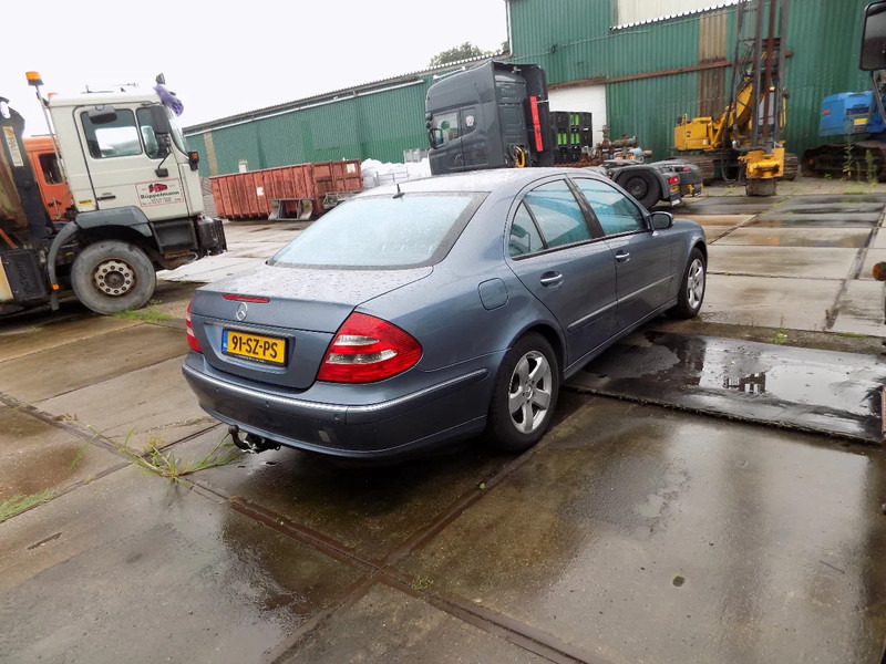 سيارة Mercedes-Benz E-Klasse 320 CDI sedan avantgarde: صور 8