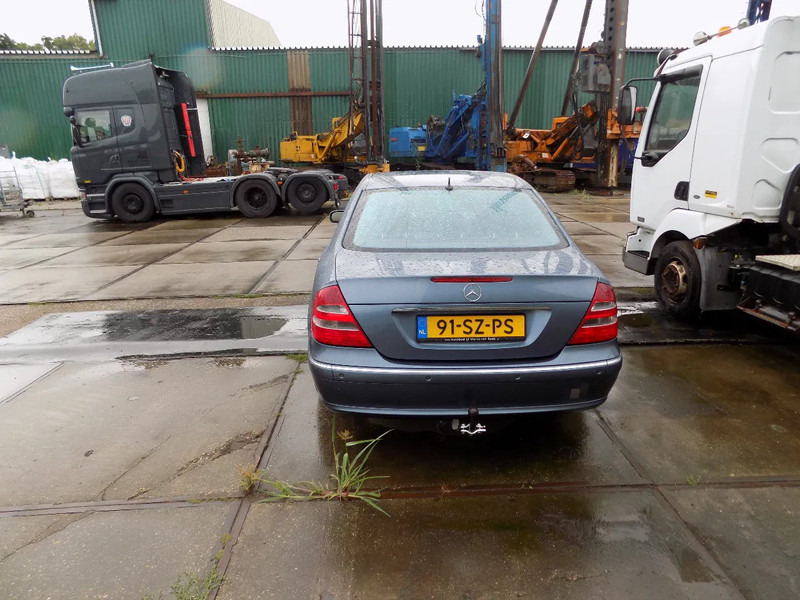 سيارة Mercedes-Benz E-Klasse 320 CDI sedan avantgarde: صور 7