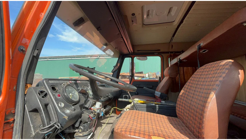 Mercedes-Benz NG Mercedes benz NG 1213 Box truck - بصندوق مغلق شاحنة: صور 4 Mercedes-Benz NG Mercedes benz NG 1213 Box truck - بصندوق مغلق شاحنة: صور 4