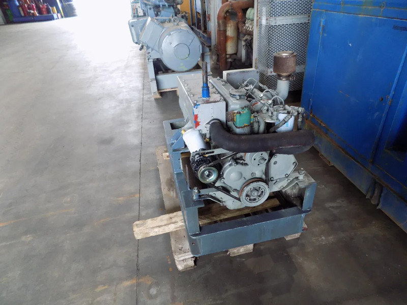 Mitsubishi aggregaat 20 kva - مجموعة المولدات: صور 2 Mitsubishi aggregaat 20 kva - مجموعة المولدات: صور 2