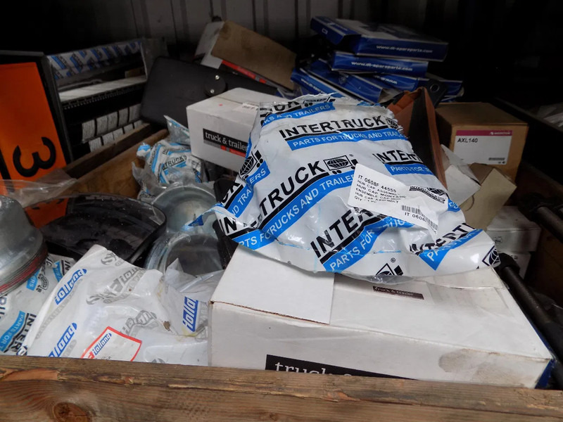 الضوء الخلفي verlichting voor truck en trailer HELLA VERLICHTING truck en trailer: صور 19 الضوء الخلفي verlichting voor truck en trailer HELLA VERLICHTING truck en trailer: صور 19