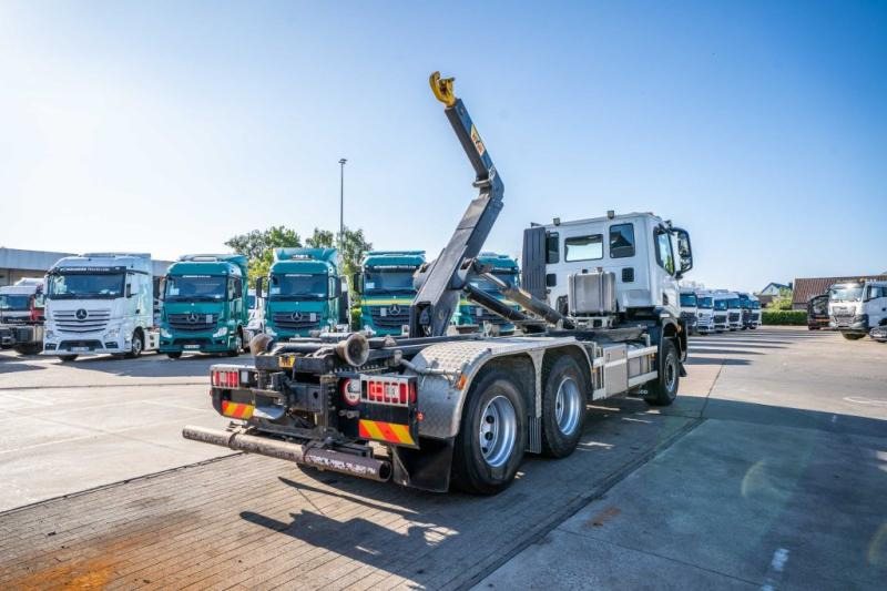 Iveco X-WAY 460 - HYVA - 91000 KM - شاحنة ذات الخطاف: صور 4 Iveco X-WAY 460 - HYVA - 91000 KM - شاحنة ذات الخطاف: صور 4