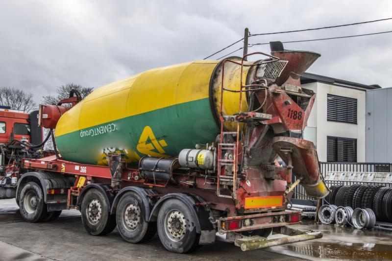Liebherr LIEBHERR BETON MIXER/MALAXEUR/MISCHER-12M³ - نصف مقطورة خلاطة خرسانة: صور 4 Liebherr LIEBHERR BETON MIXER/MALAXEUR/MISCHER-12M³ - نصف مقطورة خلاطة خرسانة: صور 4