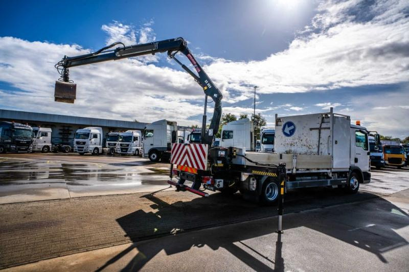 MAN TGL 12.190 BL + HIAB 055 D-1 HIDUO - شاحنات مسطحة, شاحنة كرين: صور 4 MAN TGL 12.190 BL + HIAB 055 D-1 HIDUO - شاحنات مسطحة, شاحنة كرين: صور 4