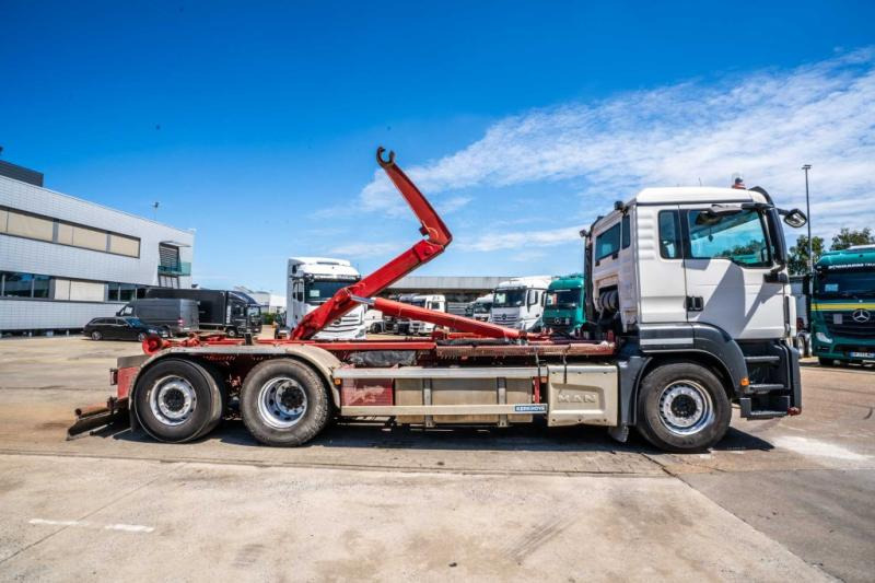 MAN TGS 26.440 BL - AJK - شاحنة ذات الخطاف: صور 3 MAN TGS 26.440 BL - AJK - شاحنة ذات الخطاف: صور 3