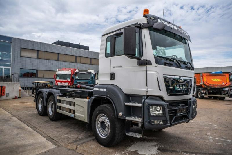 MAN TGS 33.460 BL - شاحنة ذات الخطاف: صور 1 MAN TGS 33.460 BL - شاحنة ذات الخطاف: صور 1