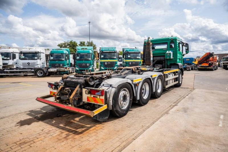 MAN TGS 35.440 BL 8x4-4 - شاحنة ذات الخطاف: صور 4 MAN TGS 35.440 BL 8x4-4 - شاحنة ذات الخطاف: صور 4