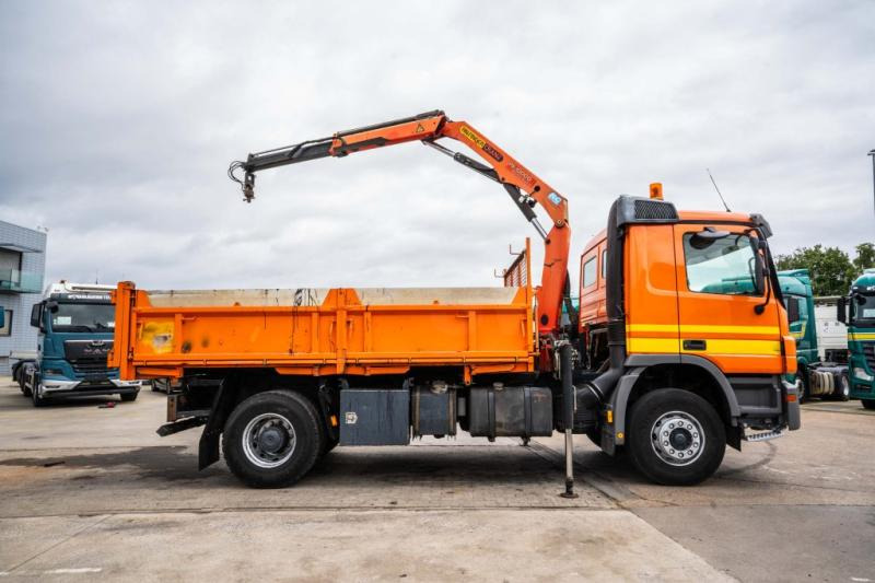 Mercedes ACTROS 1832 K + Palfinger 10 t/m - قلابات, شاحنة كرين: صور 3 Mercedes ACTROS 1832 K + Palfinger 10 t/m - قلابات, شاحنة كرين: صور 3