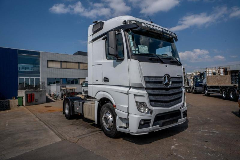Mercedes ACTROS 1845 LS - شاحنة جرار: صور 2 Mercedes ACTROS 1845 LS - شاحنة جرار: صور 2