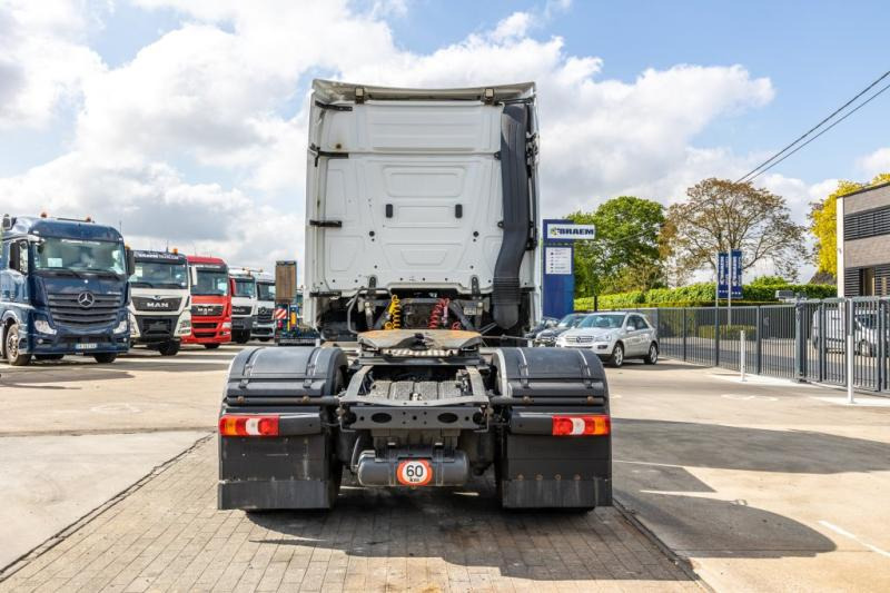 Mercedes ACTROS 1945 (1845) LS - شاحنة جرار: صور 5 Mercedes ACTROS 1945 (1845) LS - شاحنة جرار: صور 5