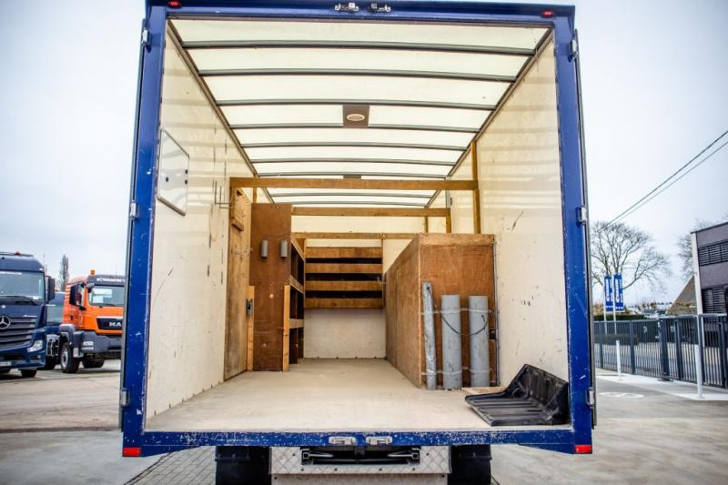 بصندوق مغلق شاحنة Renault D210-12T-E6 - 50000 KM: صور 8 بصندوق مغلق شاحنة Renault D210-12T-E6 - 50000 KM: صور 8