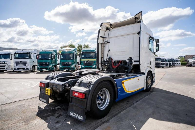 Scania R450 + KIPHYDR. - شاحنة جرار: صور 5 Scania R450 + KIPHYDR. - شاحنة جرار: صور 5