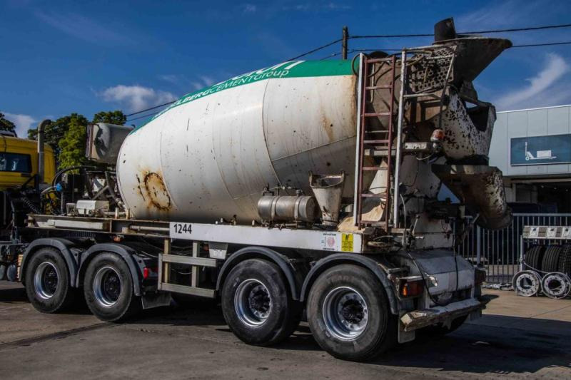 TURBO'S HOET BETON MIXER/MALAXEUR/MISCHER 10M3 +MOTOR/MOTEUR - نصف مقطورة خلاطة خرسانة: صور 4 TURBO'S HOET BETON MIXER/MALAXEUR/MISCHER 10M3 +MOTOR/MOTEUR - نصف مقطورة خلاطة خرسانة: صور 4
