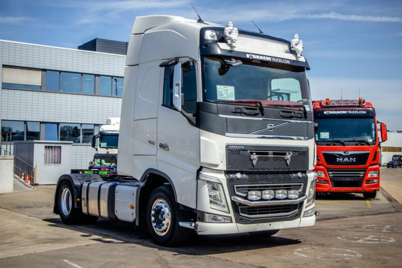 Volvo FH 420 - شاحنة جرار: صور 2 Volvo FH 420 - شاحنة جرار: صور 2