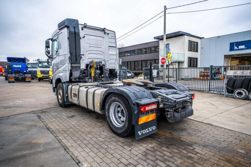 Volvo FH 460 +KIPHYDR. - شاحنة جرار: صور 3 Volvo FH 460 +KIPHYDR. - شاحنة جرار: صور 3