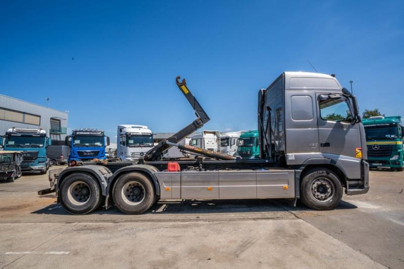 Volvo FH 480 - PALFINGER - شاحنة ذات الخطاف: صور 4 Volvo FH 480 - PALFINGER - شاحنة ذات الخطاف: صور 4
