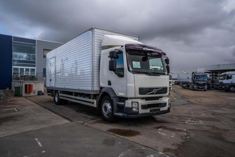 Volvo FL 260 (19t) +DHOLLANDIA 2T. - بصندوق مغلق شاحنة: صور 2 Volvo FL 260 (19t) +DHOLLANDIA 2T. - بصندوق مغلق شاحنة: صور 2