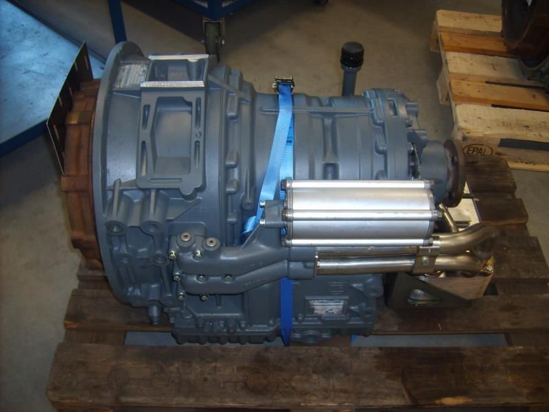 Mercedes-Benz ZF 5HP502C - علبة التروس - حافلة: صور 1 Mercedes-Benz ZF 5HP502C - علبة التروس - حافلة: صور 1