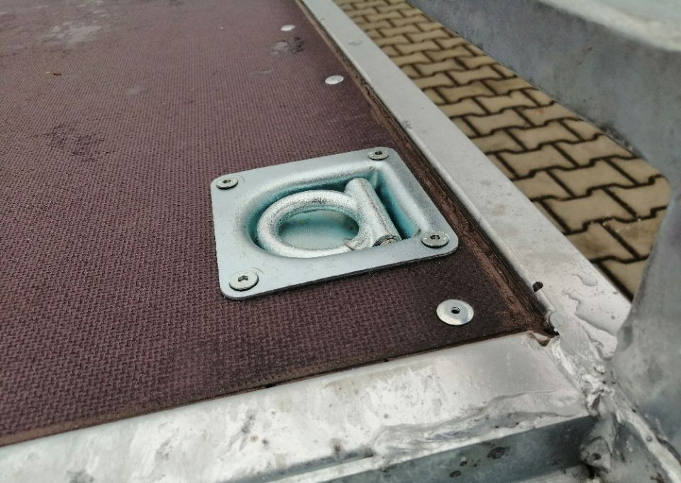 شاحنة نقل سيارات مقطورة جديد Besttrailers BOARD z relingiem (Atlas z relingiem): صور 6 شاحنة نقل سيارات مقطورة جديد Besttrailers BOARD z relingiem (Atlas z relingiem): صور 6