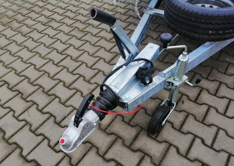 شاحنة نقل سيارات مقطورة جديد Besttrailers BOARD z relingiem (Atlas z relingiem): صور 10 شاحنة نقل سيارات مقطورة جديد Besttrailers BOARD z relingiem (Atlas z relingiem): صور 10