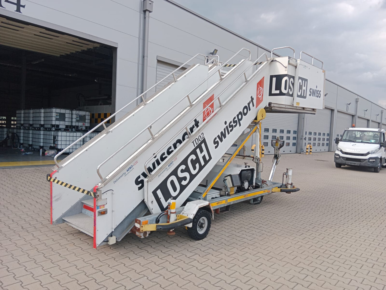 Denge TS3800 - سلالم الطائرة: صور 1 Denge TS3800 - سلالم الطائرة: صور 1