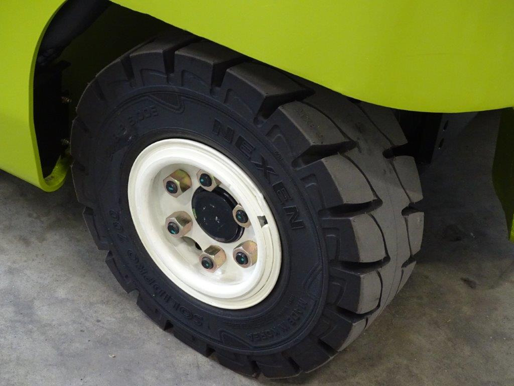 رافعة شوكية كهربائية Clark GEX50: صور 9