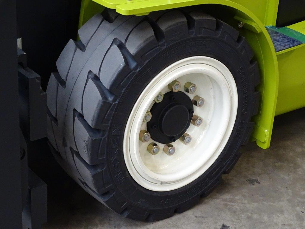 رافعة شوكية كهربائية Clark GEX50: صور 10