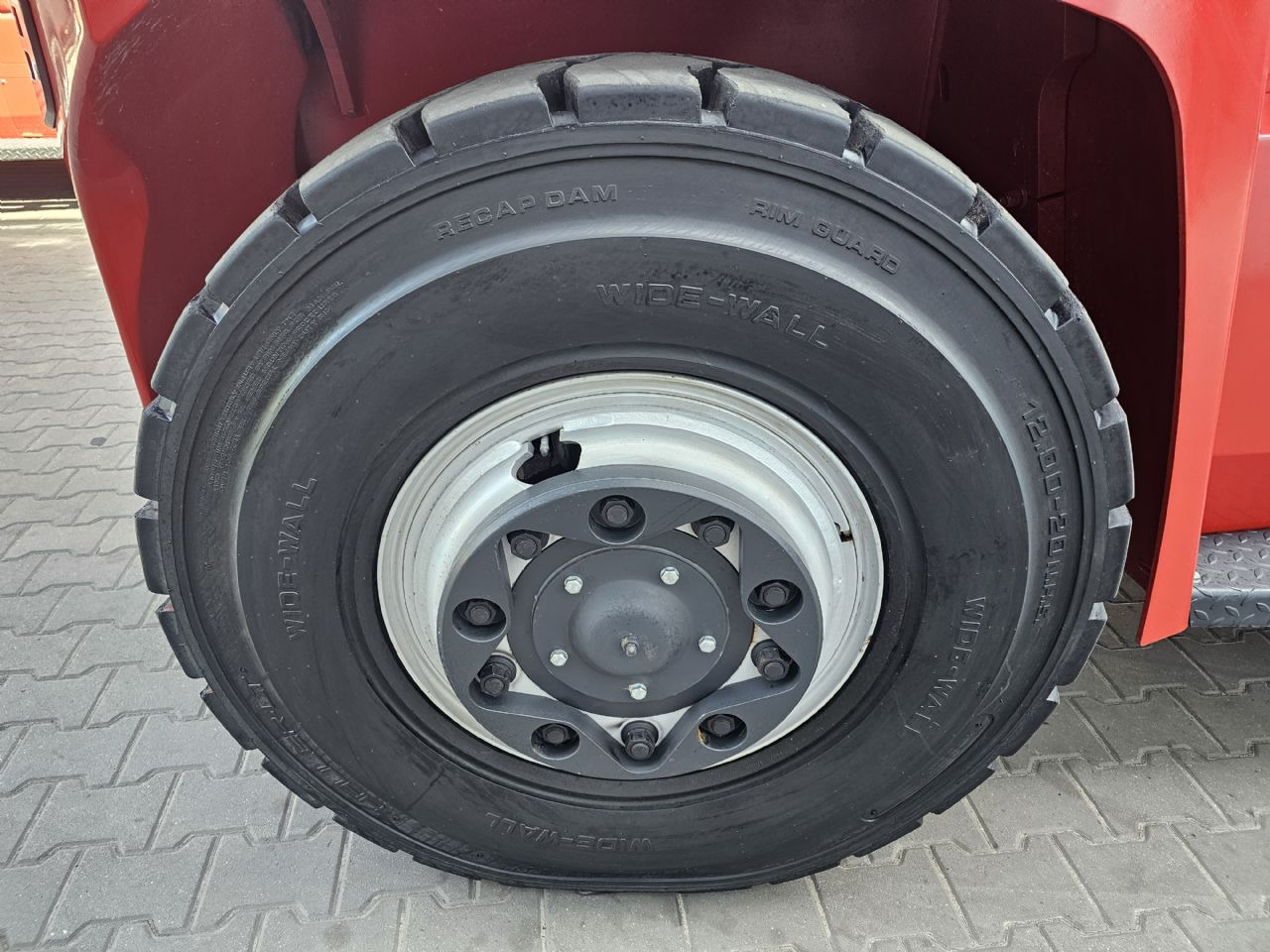 رافعة شوكية ديزل Kalmar DCG150-12: صور 9