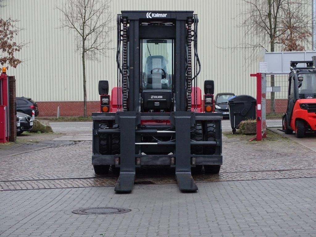 Kalmar DCG150-12 - رافعة شوكية ديزل: صور 5 Kalmar DCG150-12 - رافعة شوكية ديزل: صور 5