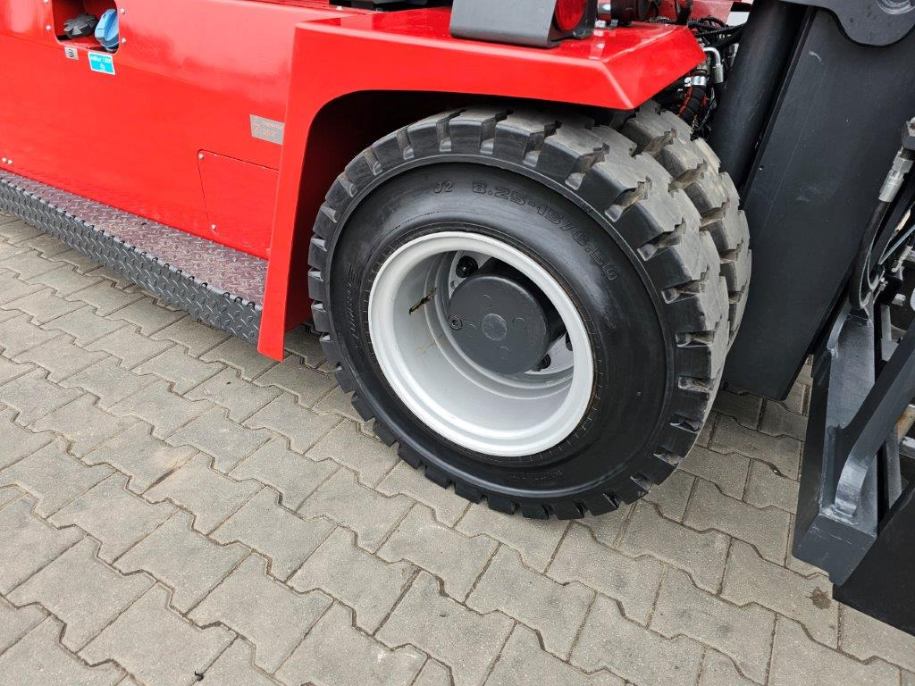 Kalmar DCG80-9 - رافعة شوكية ديزل: صور 2 Kalmar DCG80-9 - رافعة شوكية ديزل: صور 2