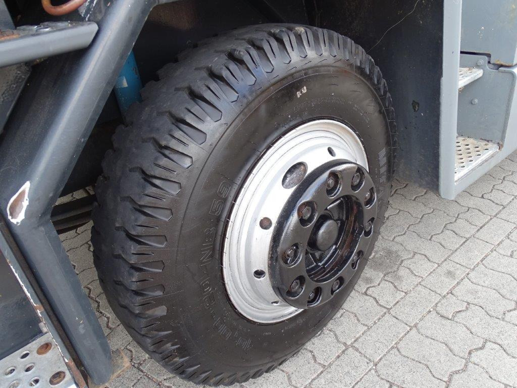 Kalmar TTX182A - Strassenzulassung - جرارات صالات المطارات: صور 2 Kalmar TTX182A - Strassenzulassung - جرارات صالات المطارات: صور 2