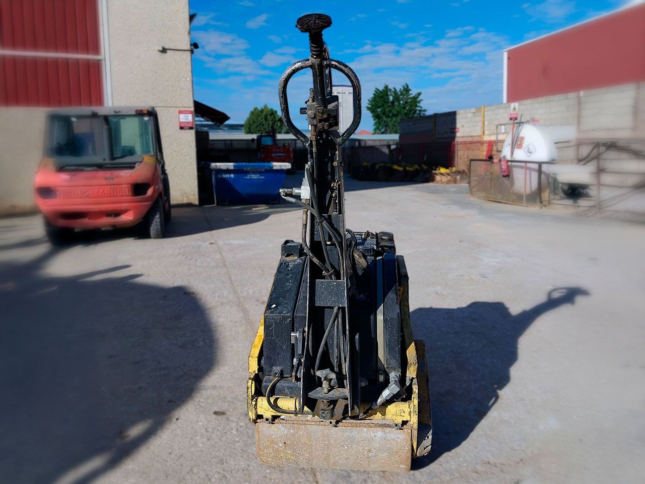 BOMAG BW65H - مداحل الأسفلت الصغيرة: صور 4 BOMAG BW65H - مداحل الأسفلت الصغيرة: صور 4