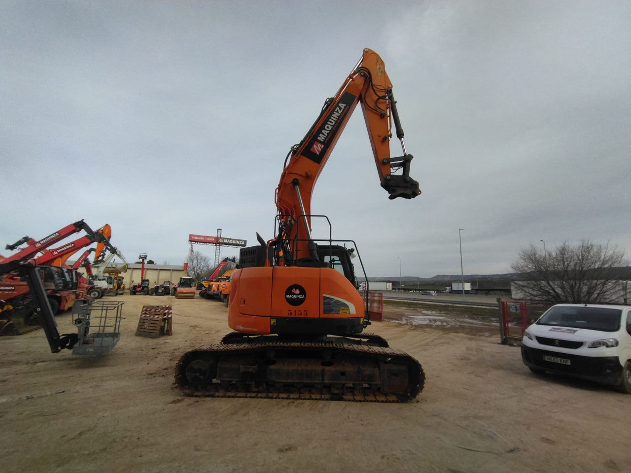 DOOSAN DX235LCR - حفارات زحافة: صور 3 DOOSAN DX235LCR - حفارات زحافة: صور 3