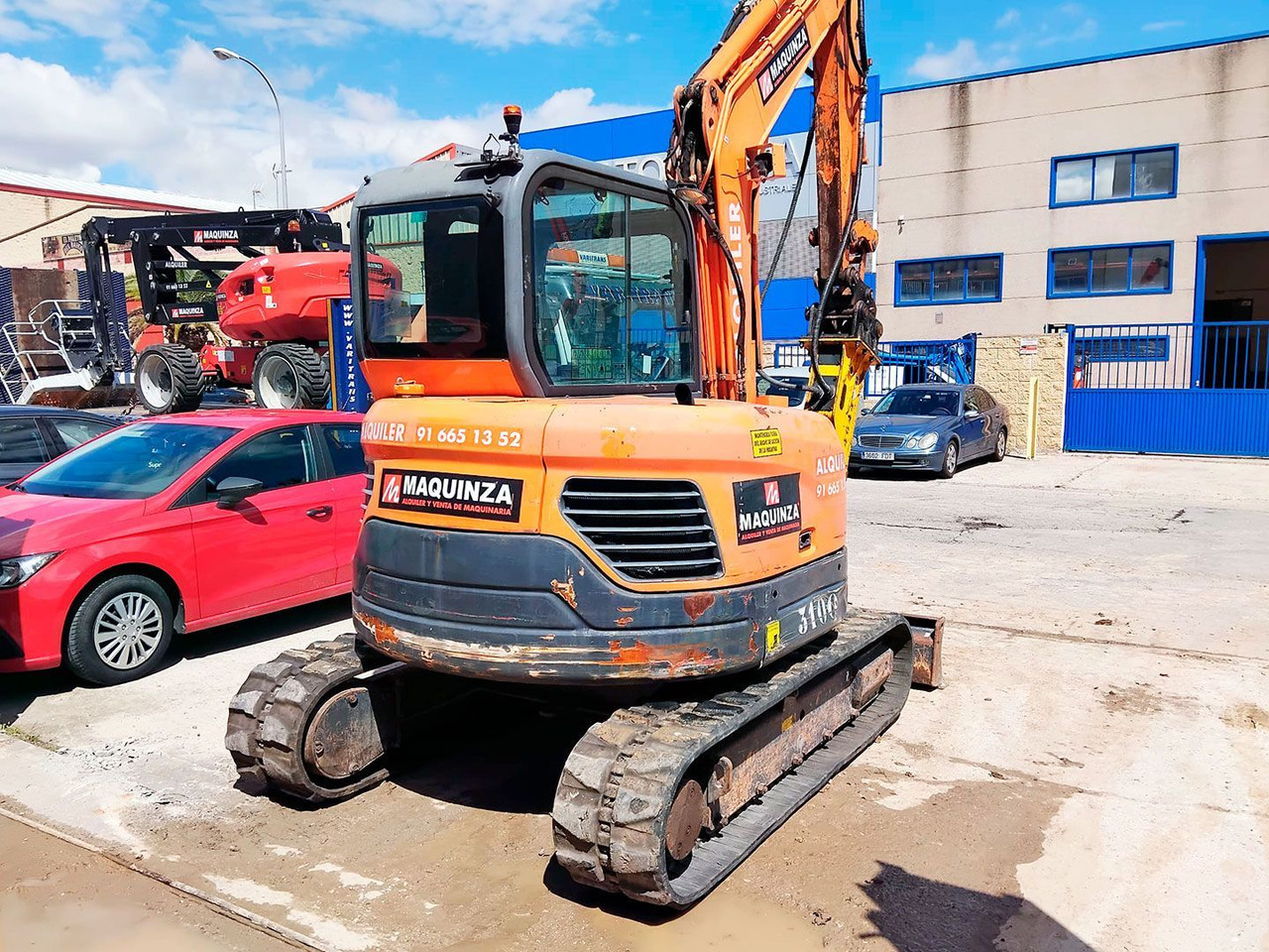 DOOSAN DX62R-3 - حفارة مصغرة: صور 2 DOOSAN DX62R-3 - حفارة مصغرة: صور 2