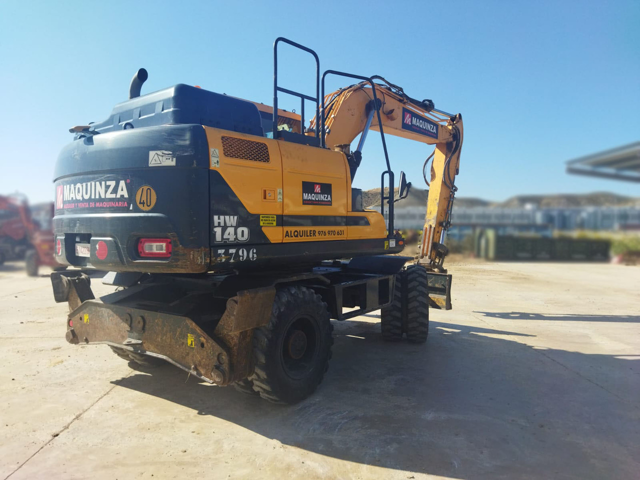 HYUNDAI HW140 - حفارة على عجلات: صور 2 HYUNDAI HW140 - حفارة على عجلات: صور 2