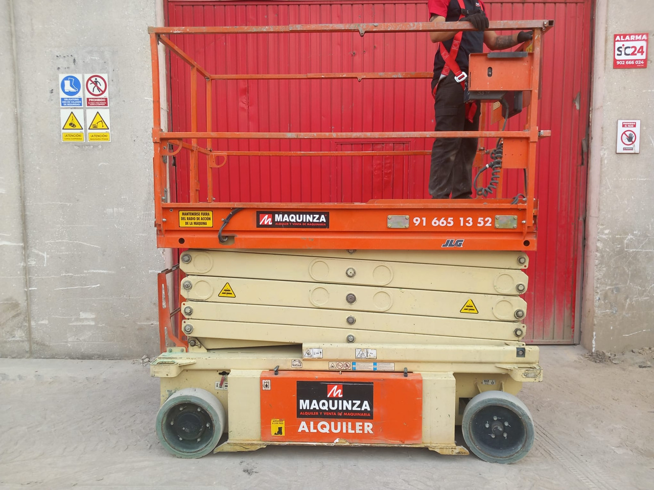 JLG 10RS - رافعات مقصية: صور 1 JLG 10RS - رافعات مقصية: صور 1