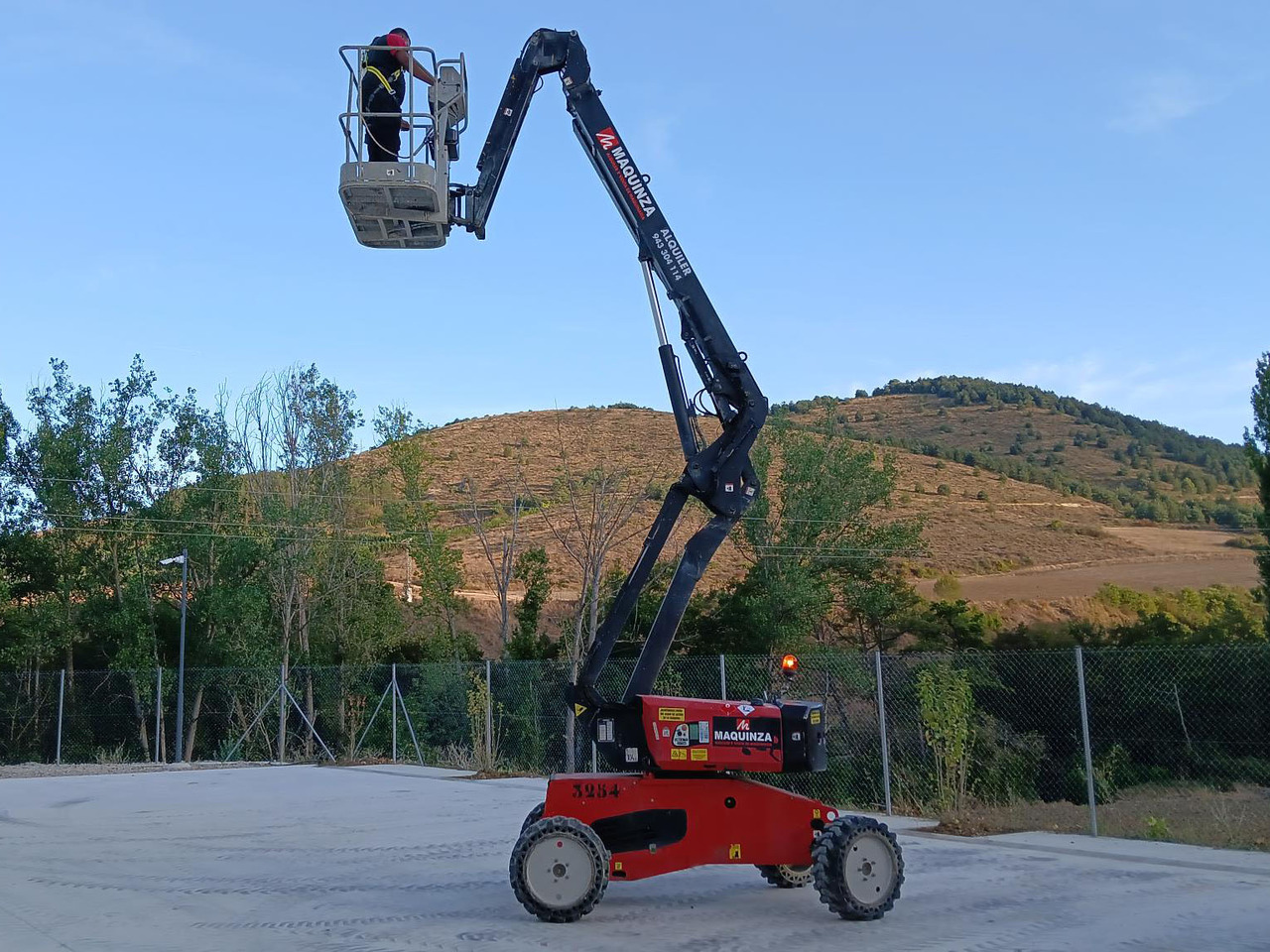 MANITOU MAN GO 12 - رافعات سلة مفصلية: صور 5 MANITOU MAN GO 12 - رافعات سلة مفصلية: صور 5