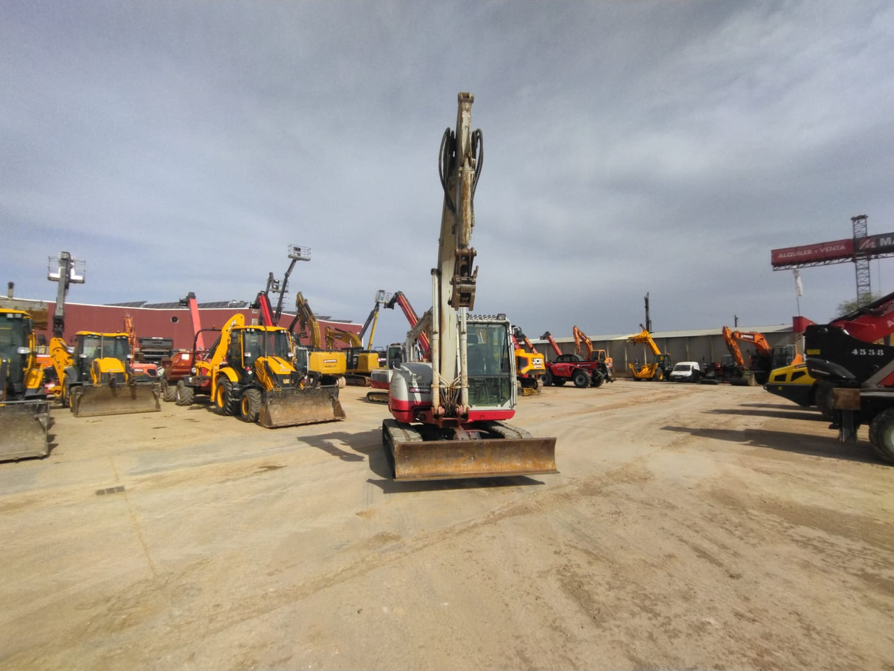 TAKEUCHI TB290 - حفارة مصغرة: صور 2 TAKEUCHI TB290 - حفارة مصغرة: صور 2