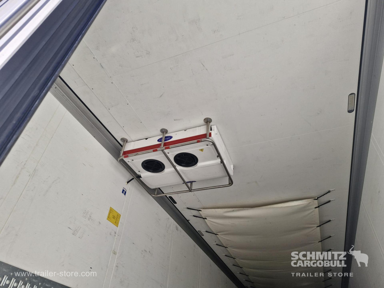 SCHMITZ Reefer Standard - متساوي نصف مقطورة: صور 2 SCHMITZ Reefer Standard - متساوي نصف مقطورة: صور 2