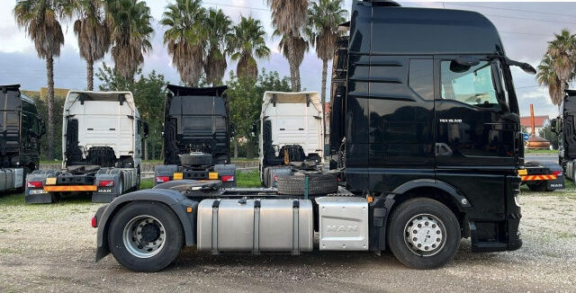 شاحنة جرار MAN TGX 18.510 4x2 BL SA: صور 6
