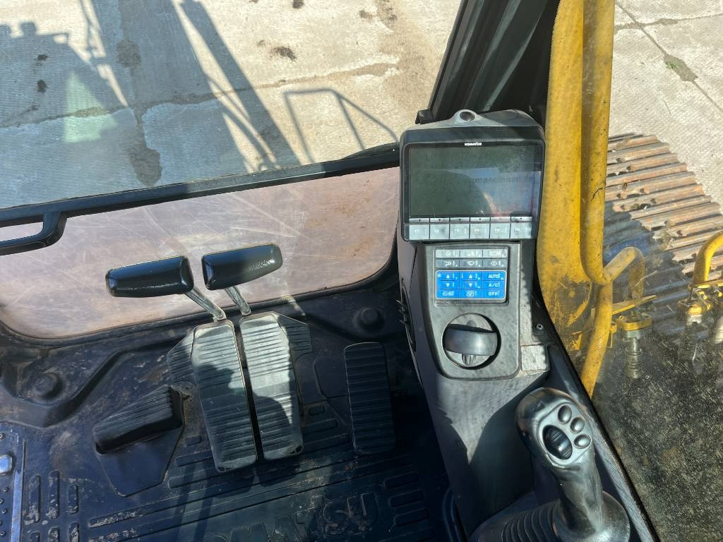 Komatsu PC 210 LC-8  - حفارات زحافة: صور 5 Komatsu PC 210 LC-8  - حفارات زحافة: صور 5
