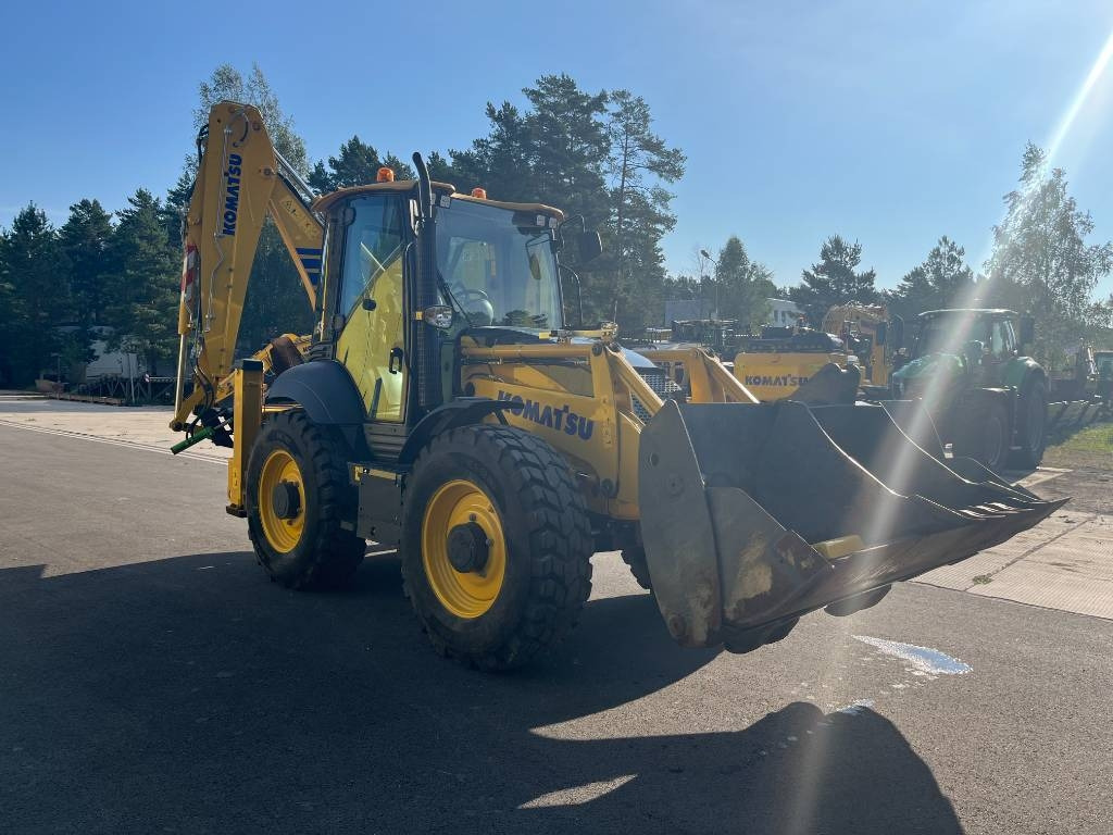 Komatsu WB 97 S-8  - حفار متعدد الاستخدام: صور 4 Komatsu WB 97 S-8  - حفار متعدد الاستخدام: صور 4