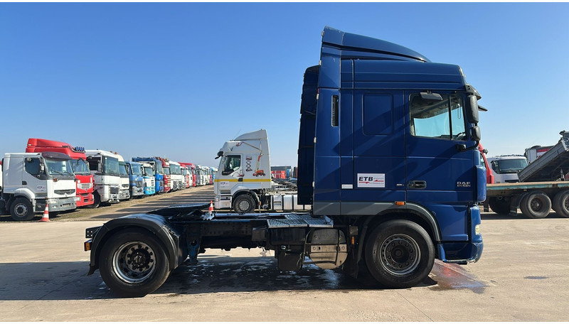 DAF 105 XF 410 (BOITE MANUELLE / MANUAL GEARBOX / GOOD CONDITION) - شاحنة جرار: صور 4 DAF 105 XF 410 (BOITE MANUELLE / MANUAL GEARBOX / GOOD CONDITION) - شاحنة جرار: صور 4