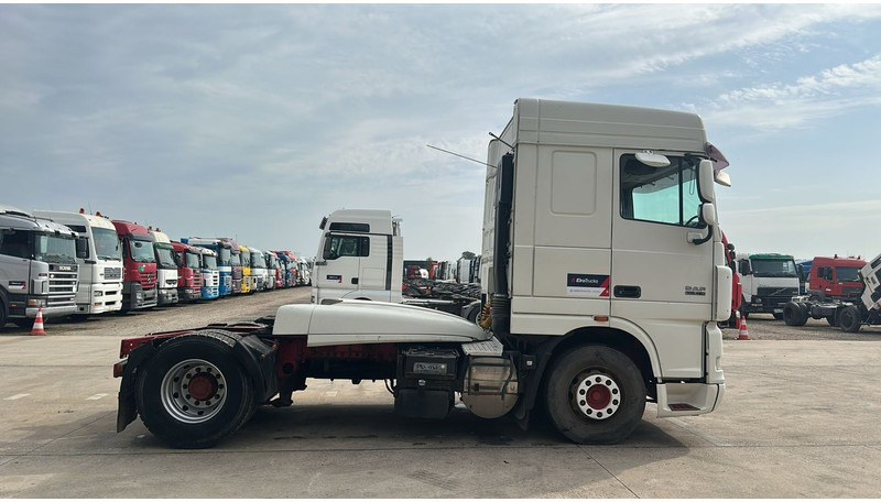 شاحنة جرار DAF 105 XF 460 (BOITE MANUELLE / MANUAL GEARBOX / GOOD CONDITION): صور 6