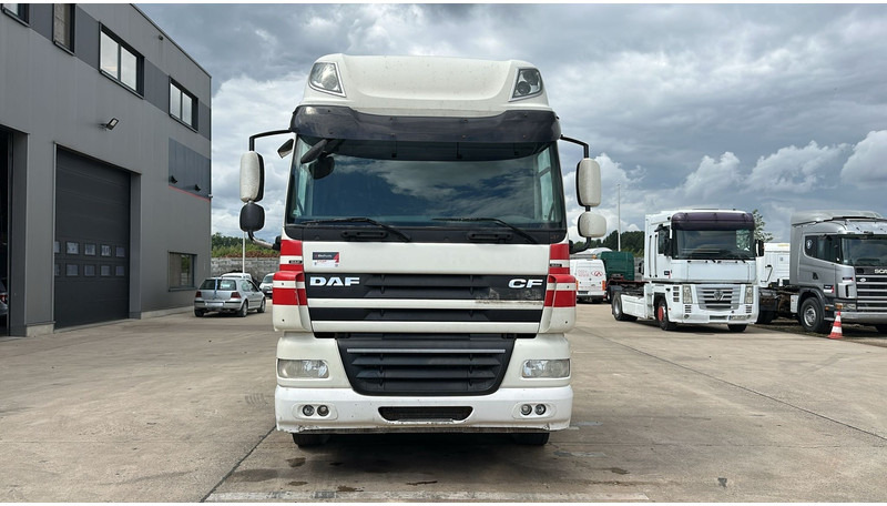 DAF 85 CF 460 (BOITE MANUELLE / MANUAL GEARBOX / GOOD CONDITION / BONNE ETAT) - شاحنة جرار: صور 3 DAF 85 CF 460 (BOITE MANUELLE / MANUAL GEARBOX / GOOD CONDITION / BONNE ETAT) - شاحنة جرار: صور 3