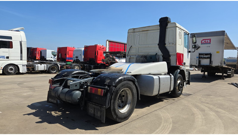 DAF 95 ATI 400 (EURO 2 / MANUAL PUMP / MANUAL GEARBOX / POMPE MANUELLE) - شاحنة جرار: صور 4 DAF 95 ATI 400 (EURO 2 / MANUAL PUMP / MANUAL GEARBOX / POMPE MANUELLE) - شاحنة جرار: صور 4