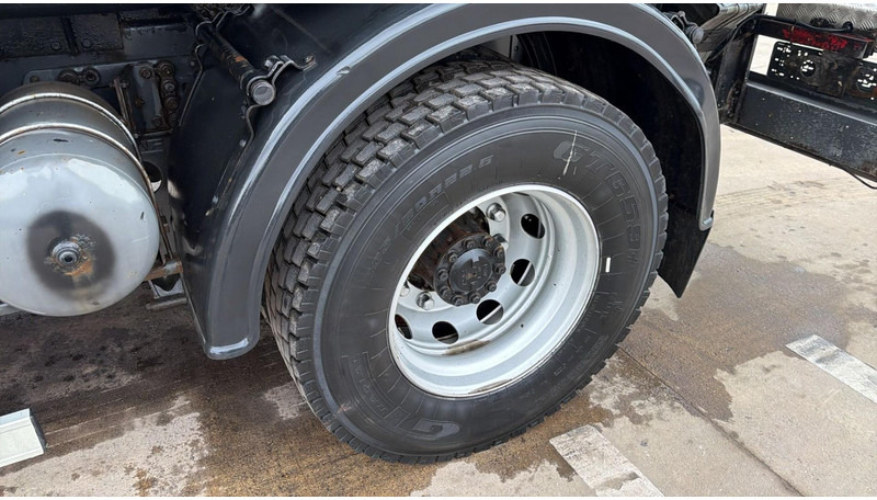 شاحنة صهريج DAF CF 75.290 (15000L / 2 COMPARTIMENTS / MANUAL PUMP / EURO 2 / MANUAL GEARBOX): صور 15