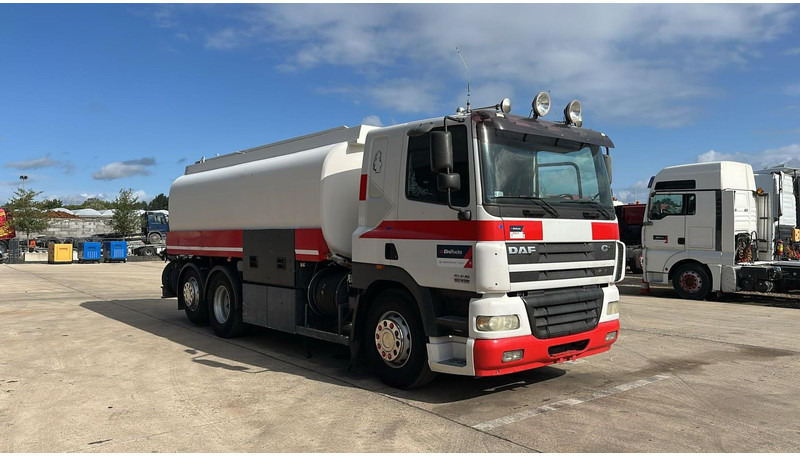 DAF CF 85.430 (20270 LITERS / EURO 3 / TOP CONDITION !!! / PARFAIT ETAT / 6X2 / BOITE MANUELLE) - شاحنة صهريج: صور 3 DAF CF 85.430 (20270 LITERS / EURO 3 / TOP CONDITION !!! / PARFAIT ETAT / 6X2 / BOITE MANUELLE) - شاحنة صهريج: صور 3